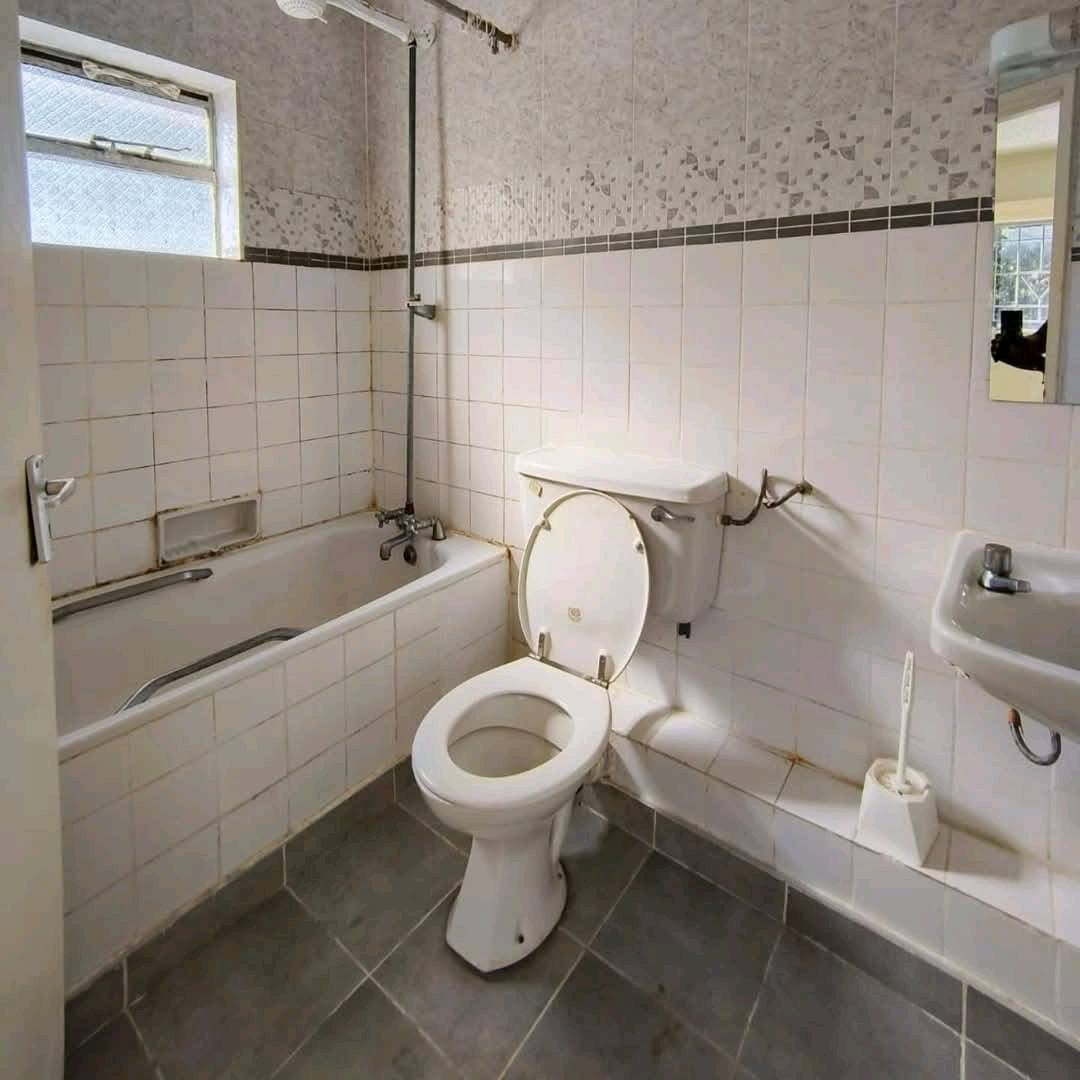 Spacious Three-Bedroom Apartment to Let in Kileleshwa | Secure & Modern Living