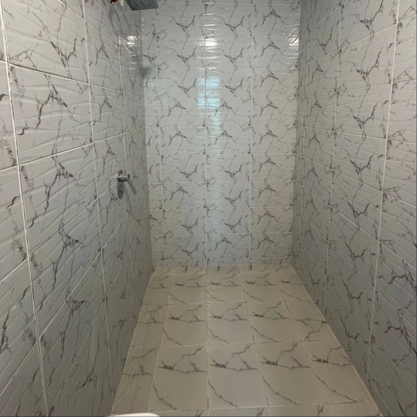 Spacious 3-Bed Bungalow in Kitengela | Ensuite, Parking, Fibre Internet – Ksh 65,000